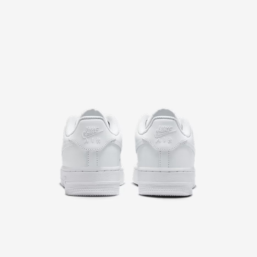Kid Big Kids size 4 Nike Air Force 1 LE - Picture 7 of 14